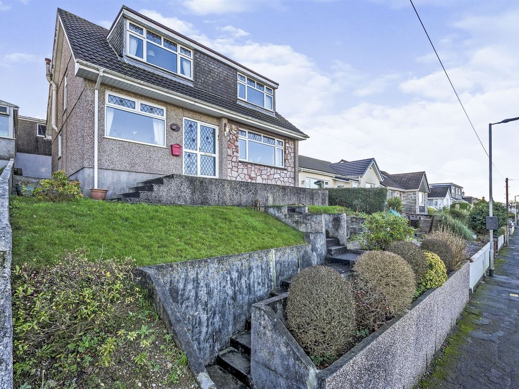 3 bed detached house for sale in Merafield Road, Plympton, Plymouth PL7