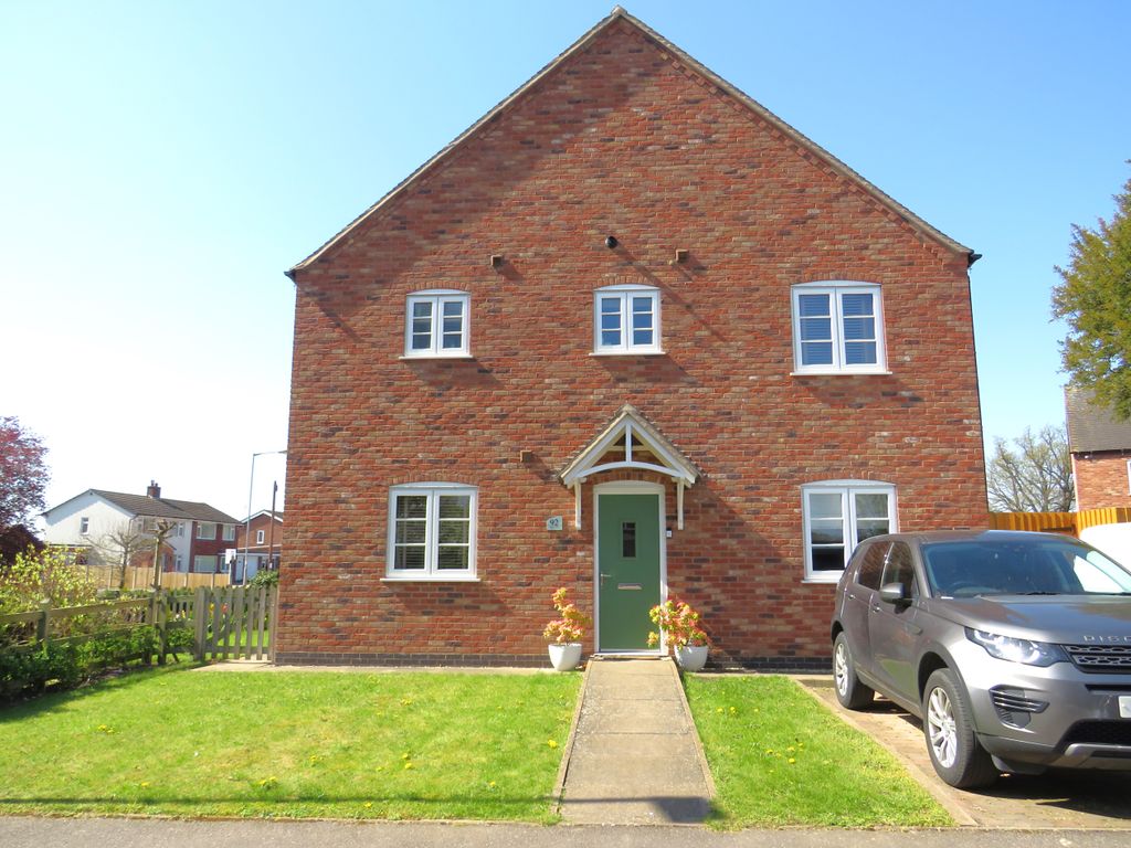 3 bed semidetached house to rent in Coton Lane, Tamworth B79 Zoopla