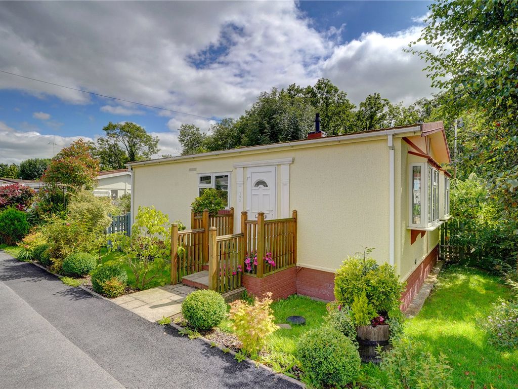 1 bed mobile/park home for sale in Waterside Orchard, Bittell Farm Road