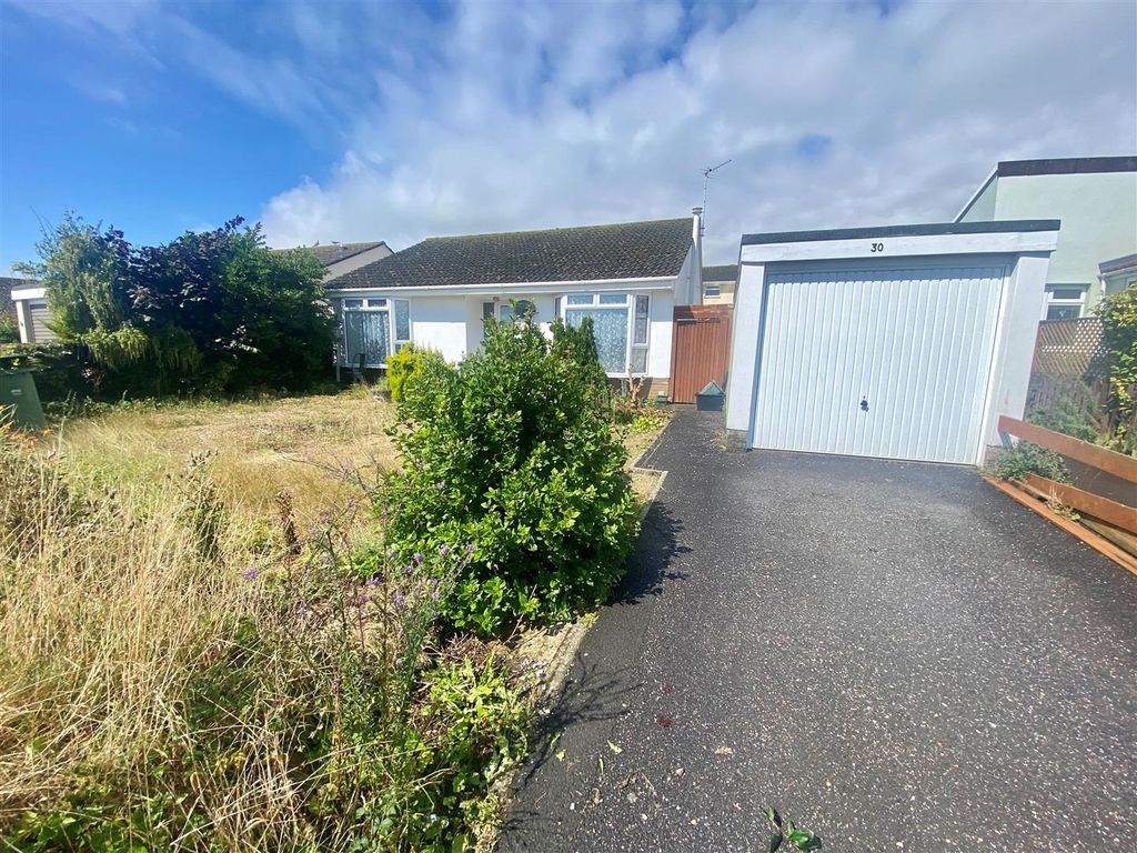 3 bed detached bungalow for sale in Homer Road, Braunton EX33, £435,000