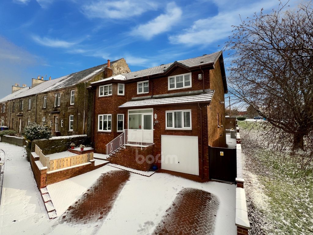 5 bed detached house for sale in Muirpark Road, Beith KA15, £309,995