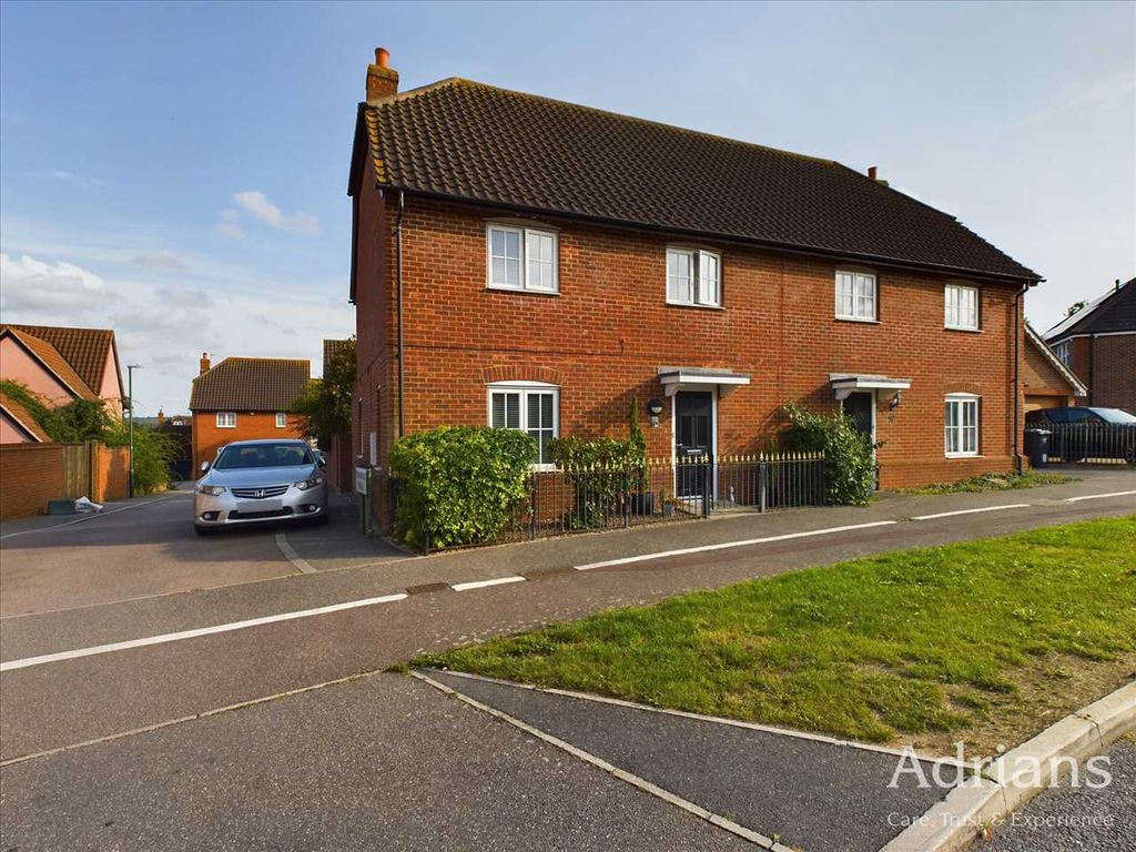 3 bed semidetached house for sale in Abell Way, Chancellor Park