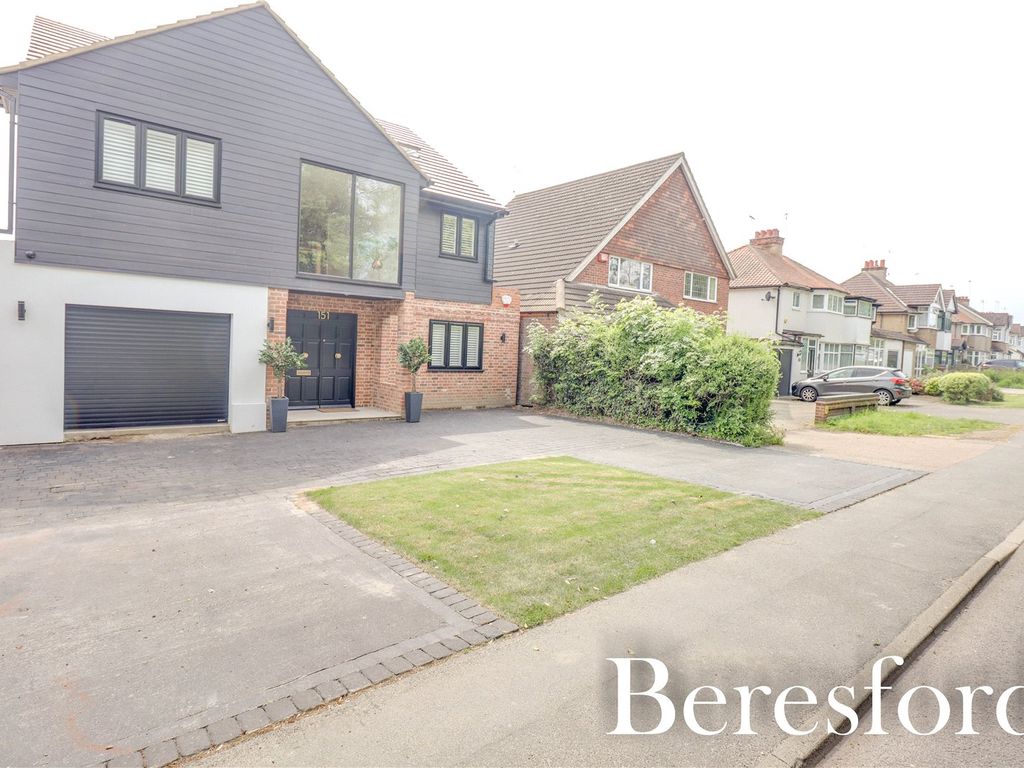 5 bed detached house for sale in Rayleigh Road, Hutton CM13 Zoopla