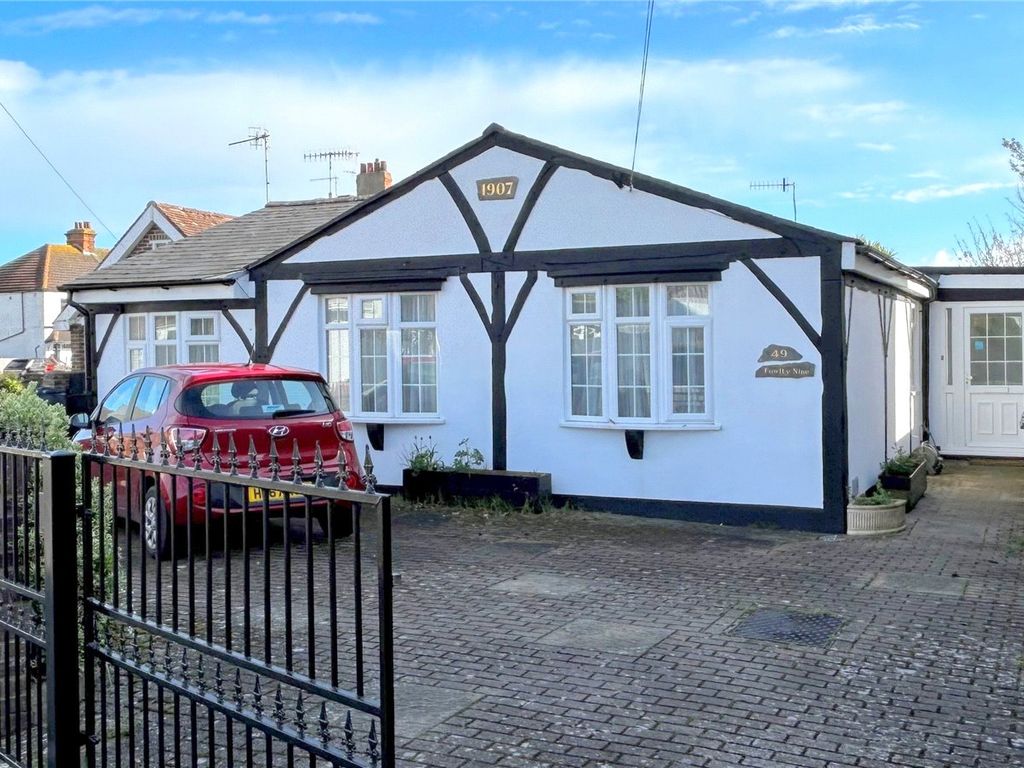 3 bed bungalow for sale in Kings Road, Lancing, West Sussex BN15 Zoopla