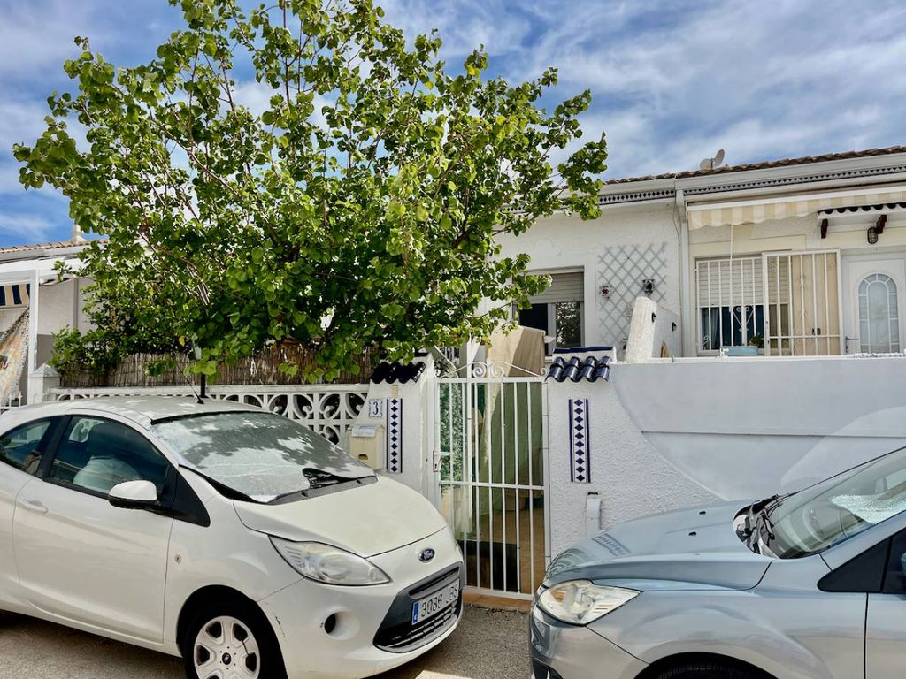 2 bed property for sale in Calle Costabella, 03170 Ciudad Quesada, Alicante, Spain, £73,312 Zoopla