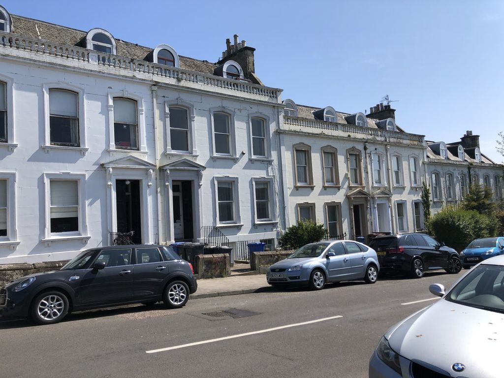 3 bed shared to rent in Windsor Street, Dundee DD2, £