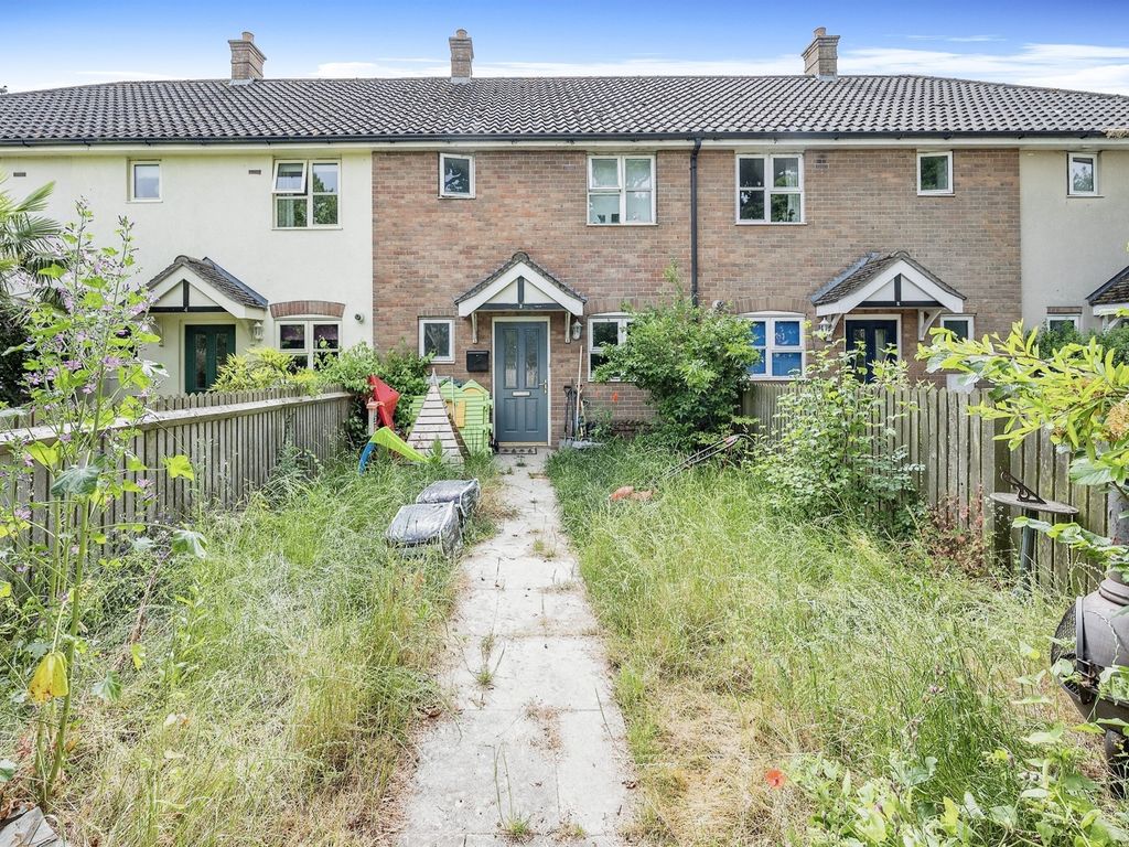 2 bed terraced house for sale in Chamberlin Court, Hoveton, Norwich