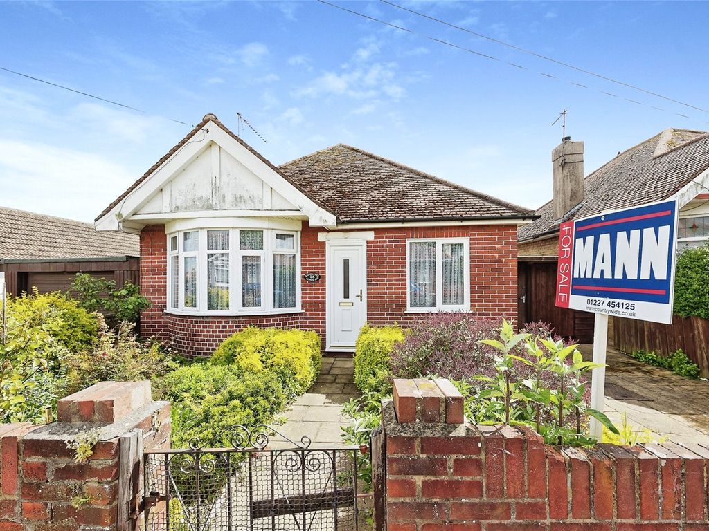 3 bed bungalow for sale in Kings Avenue, Ramsgate, Kent CT12 Zoopla