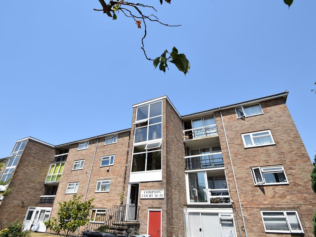 3 bed flat for sale in Compton Court, Chidham Close, Havant PO9 Zoopla