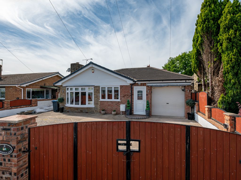 3 bed detached bungalow for sale in Meadowfields Close, Easingwold