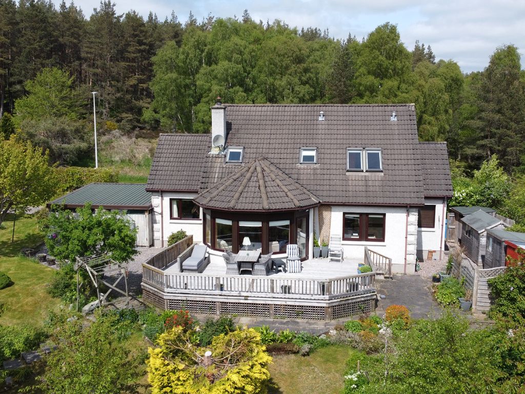 3 bed detached house for sale in Inverness Road, Carrbridge PH23, £