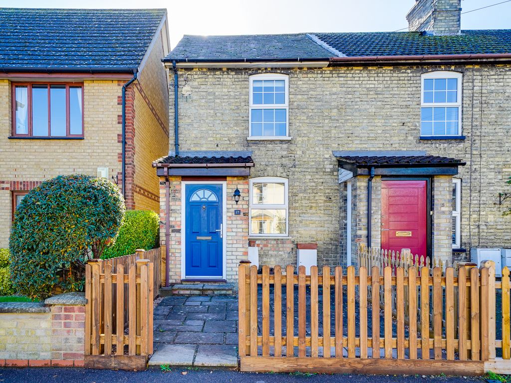 2 bed cottage to rent in Gower Road, Royston, Herts SG8, £1,300 pcm