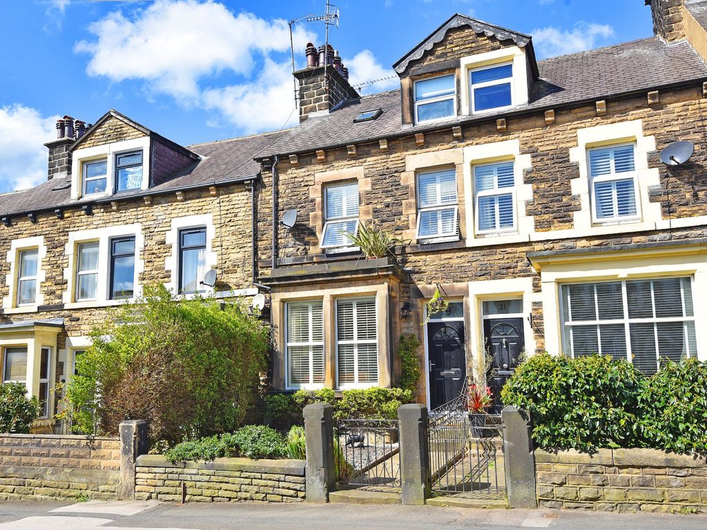 4 bed terraced house for sale in Mayfield Grove, Harrogate HG1 Zoopla