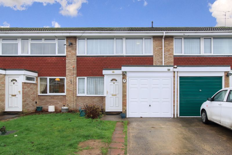 3 bed terraced house for sale in Burns Drive, Hemel Hempstead HP2 Zoopla