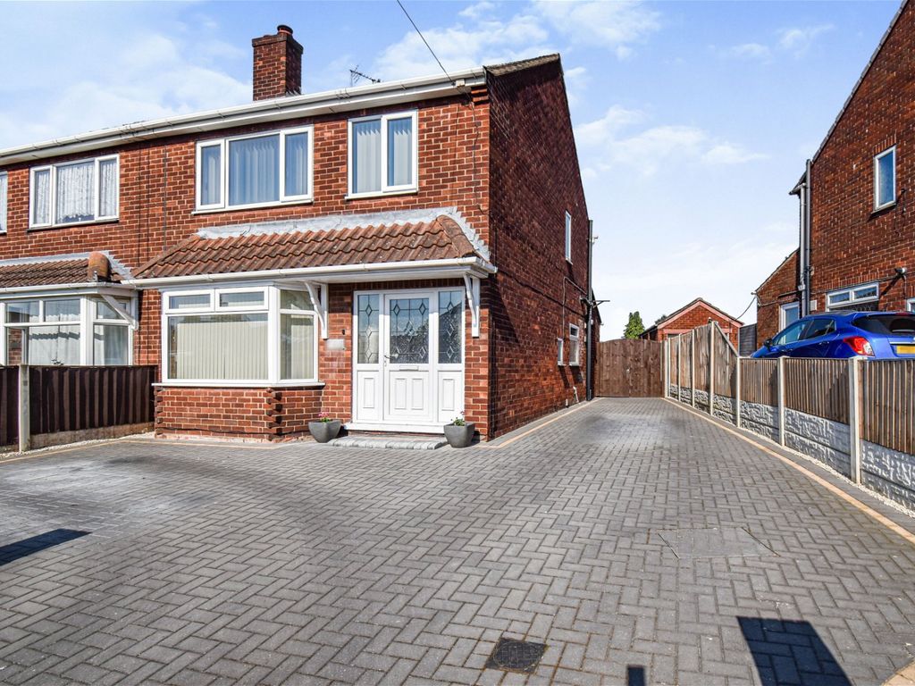 3 bed semidetached house for sale in Bottesford Lane, Scunthorpe DN16