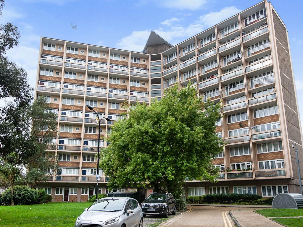 Clem Attlee Court, London SW6  