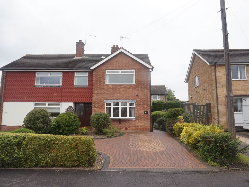 3 bed semidetached house to rent in Cleveland Way, Loundsley Green, Chesterfield S40 Zoopla