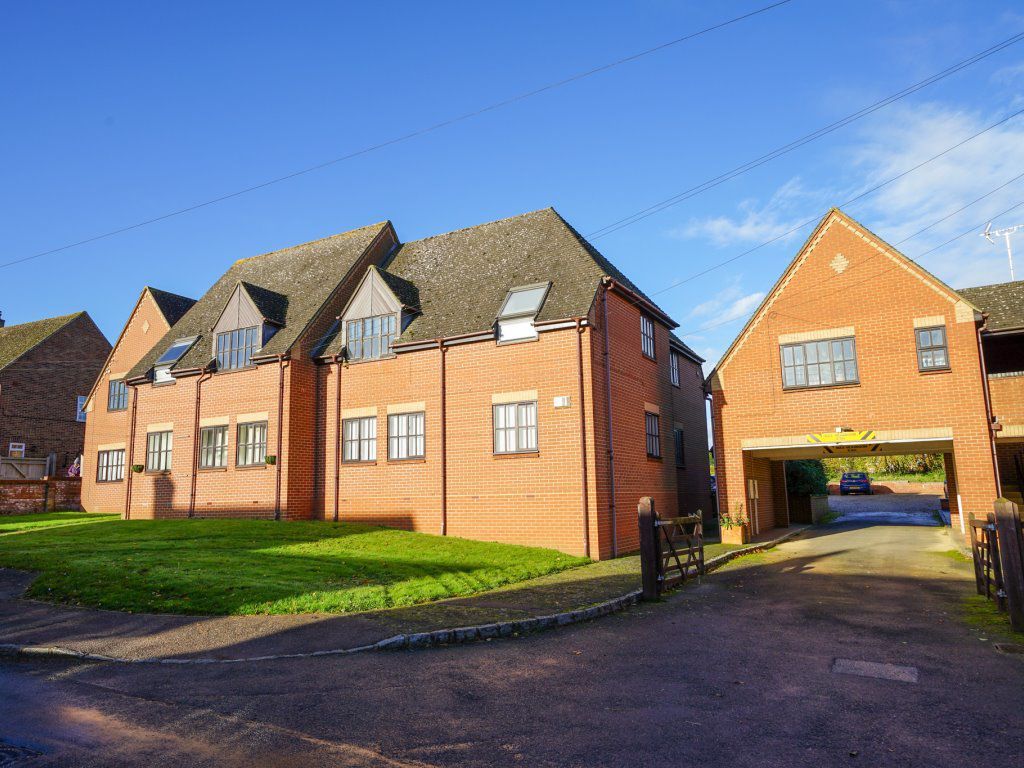 2 bed to rent in Main Road, Drayton Parslow, Milton Keynes