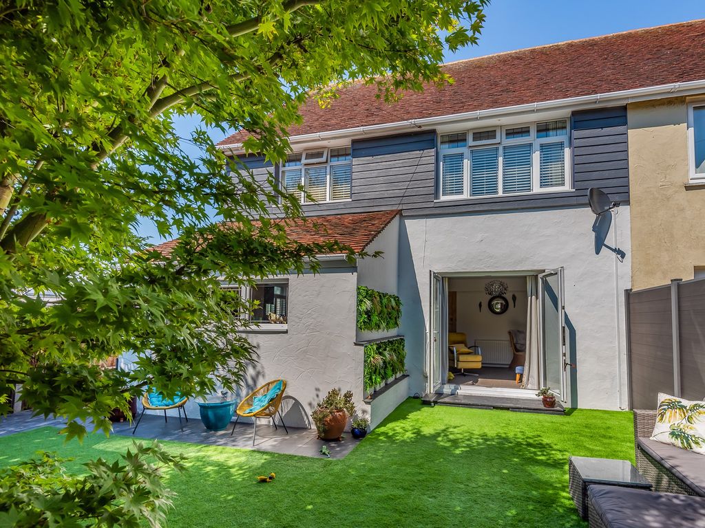 3 bed semidetached house for sale in Aldwick Road, Aldwick, Bognor