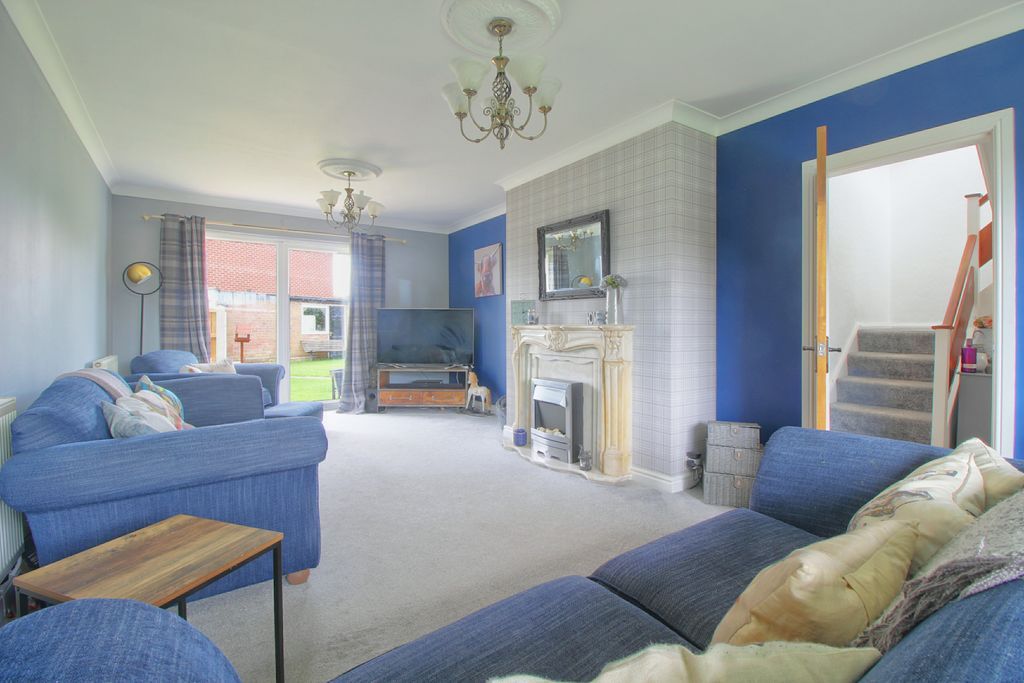 4 bed detached house for sale in Blacklake Drive, Meir Heath, StokeOn