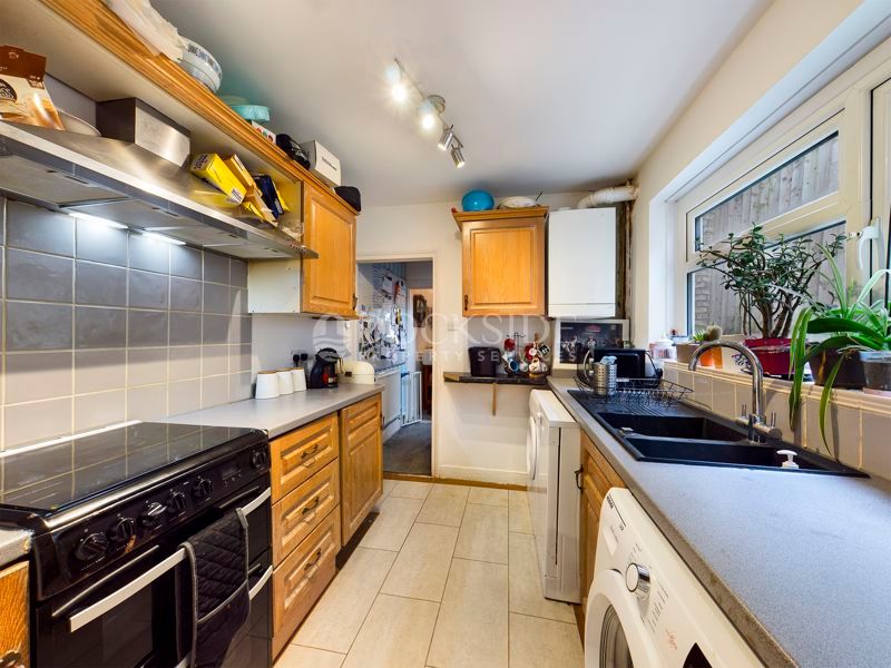 3 bed terraced house for sale in Gordon Road, Strood, Rochester ME2 Zoopla
