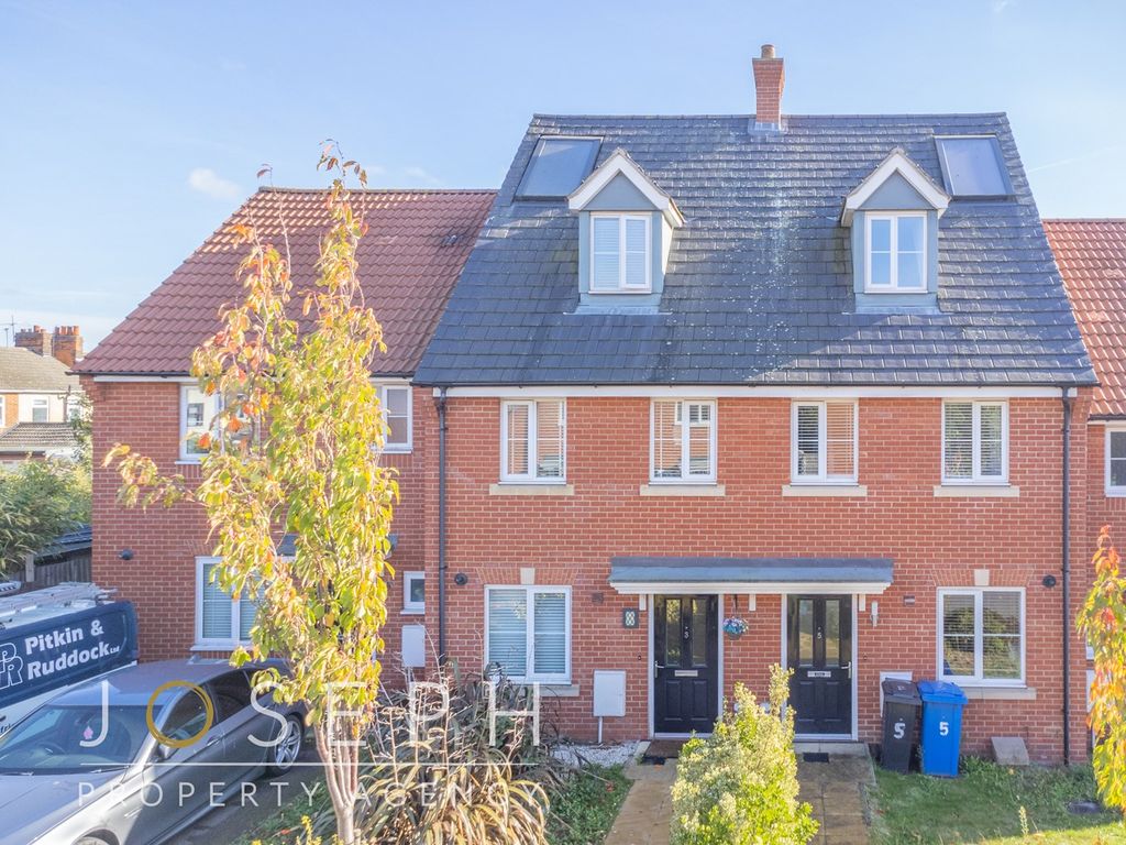 4 bed town house for sale in Hammersmith Way, Ipswich IP1 Zoopla