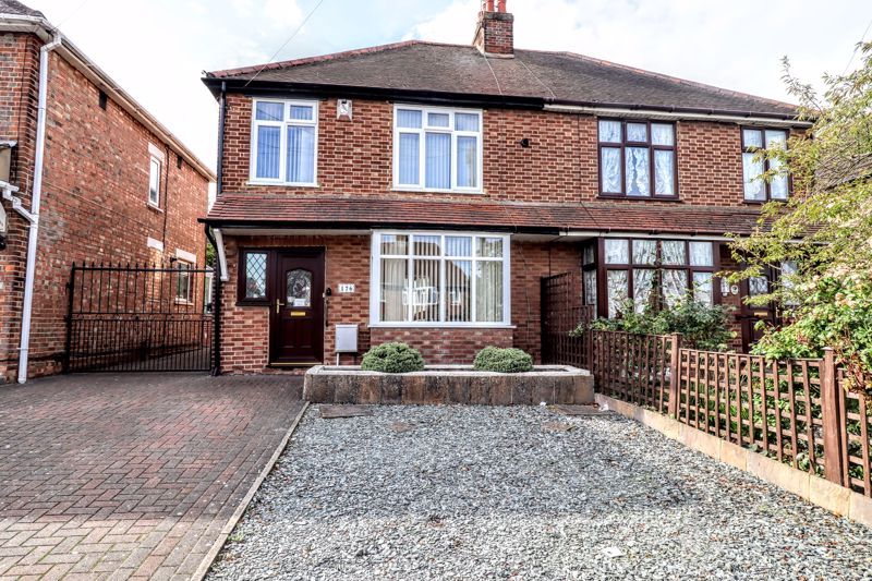 3 bed semidetached house for sale in Water Eaton Road, Bletchley