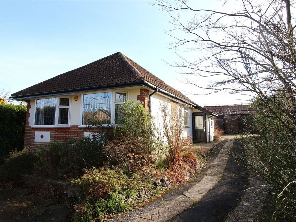 3 bed bungalow for sale in Manor Road, New Milton, Hampshire BH25 Zoopla