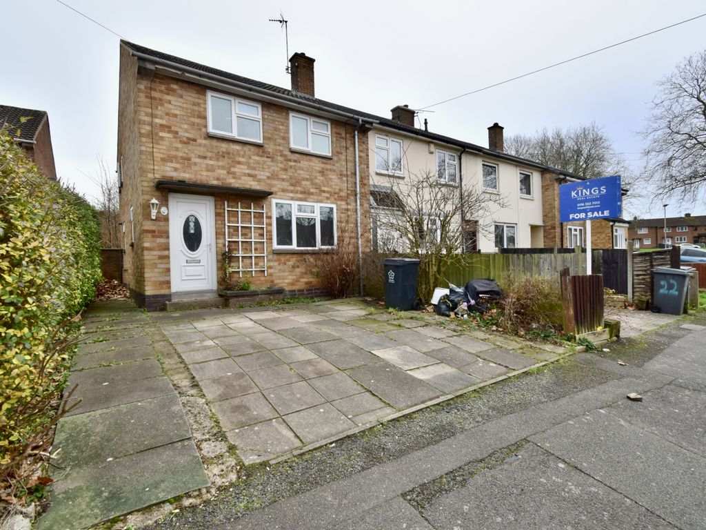 3 bed terraced house for sale in Flatholme Road, Leicester LE5, £