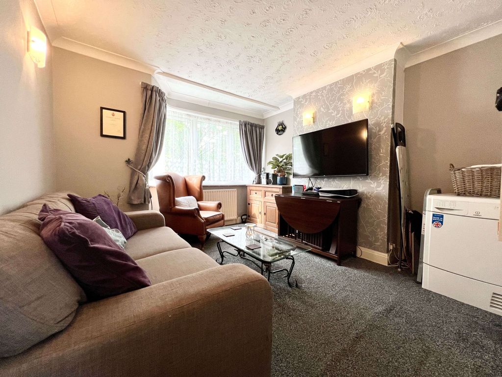 2 bed terraced house for sale in St Marks Avenue, Northfleet, Gravesend
