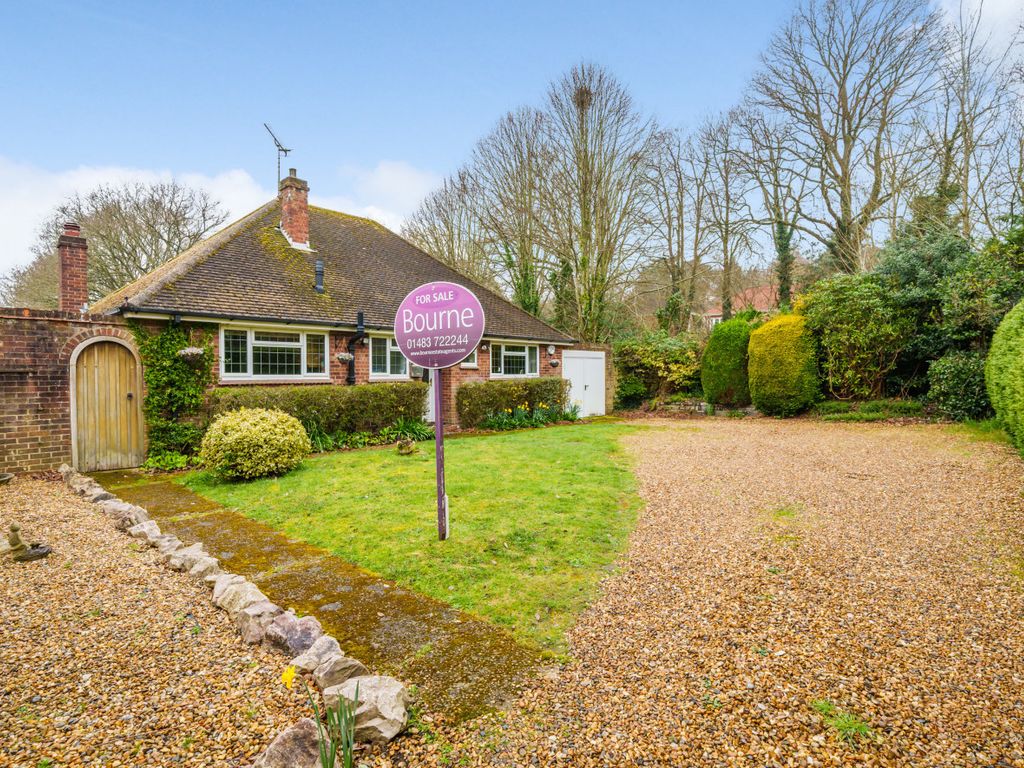 2 bed bungalow for sale in Hillside, Woking, Surrey GU22 Zoopla