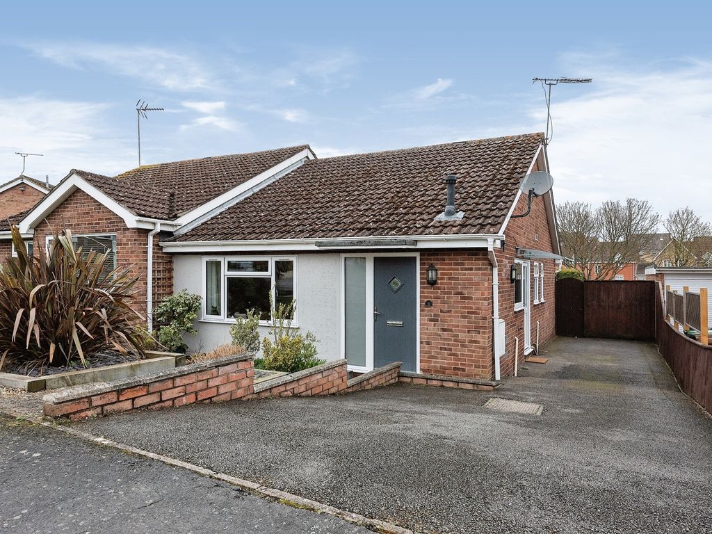 2 bed semidetached bungalow for sale in Tippet Avenue, Stowmarket IP14