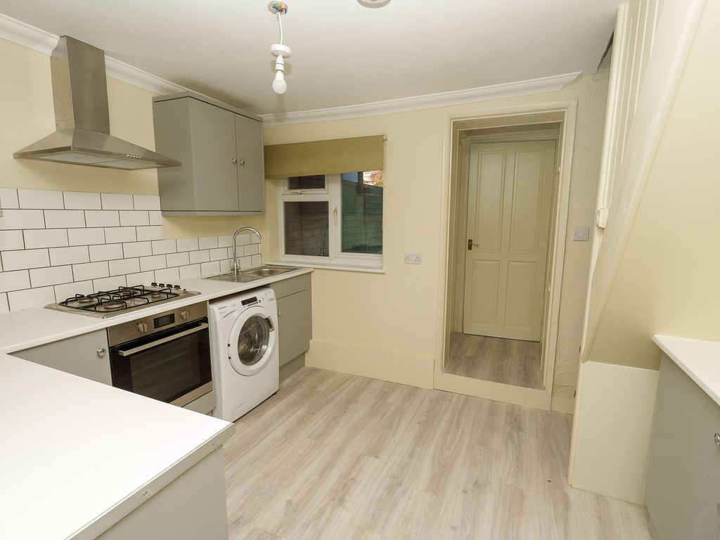 2 bed terraced house to rent in Bedford Street, Watford WD24, £1,700