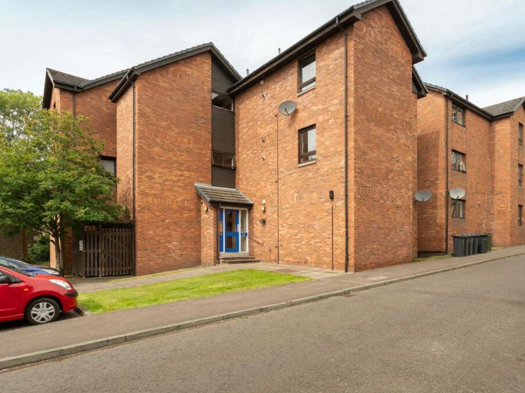 2 bed flat to rent in Shepherds Loan, Dundee DD2, £1,000 pcm Zoopla