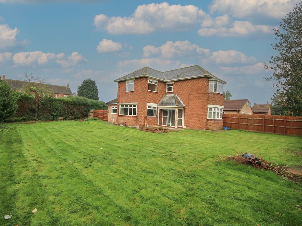 3 bed detached house for sale in New Road, Sutton Bridge PE12 Zoopla