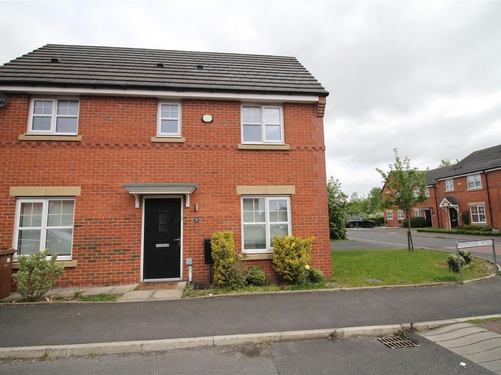3 bed property to rent in Woodhouses Avenue, Audenshaw, Manchester M34