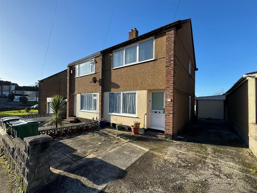2 bed semidetached house for sale in Meadowside, Plymstock, Plymouth