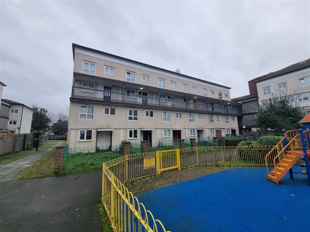 1 bed flat for sale in Sandalwood Road, Feltham TW13 Zoopla