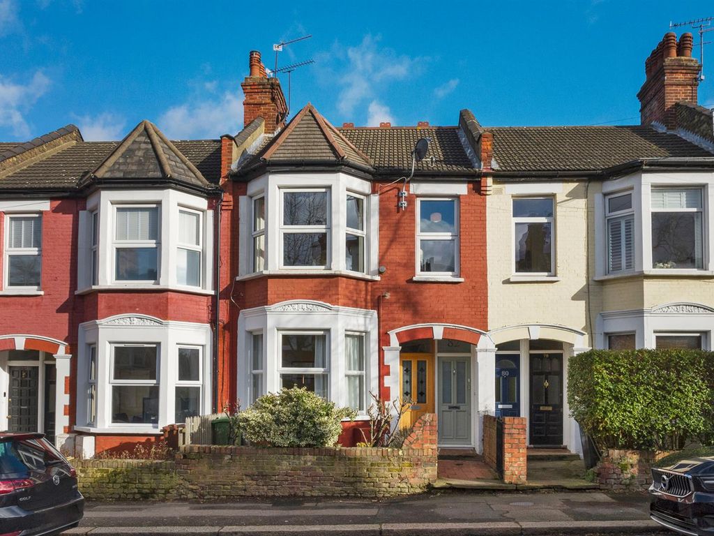 3 bed flat for sale in Howard Road, Walthamstow, London E17, £565,000 Zoopla