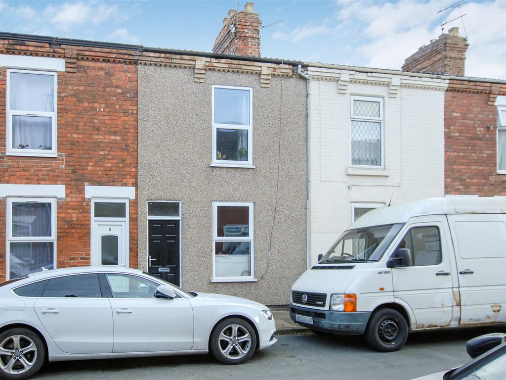 3 bed terraced house for sale in Gordon Street, Goole DN14, £93,000