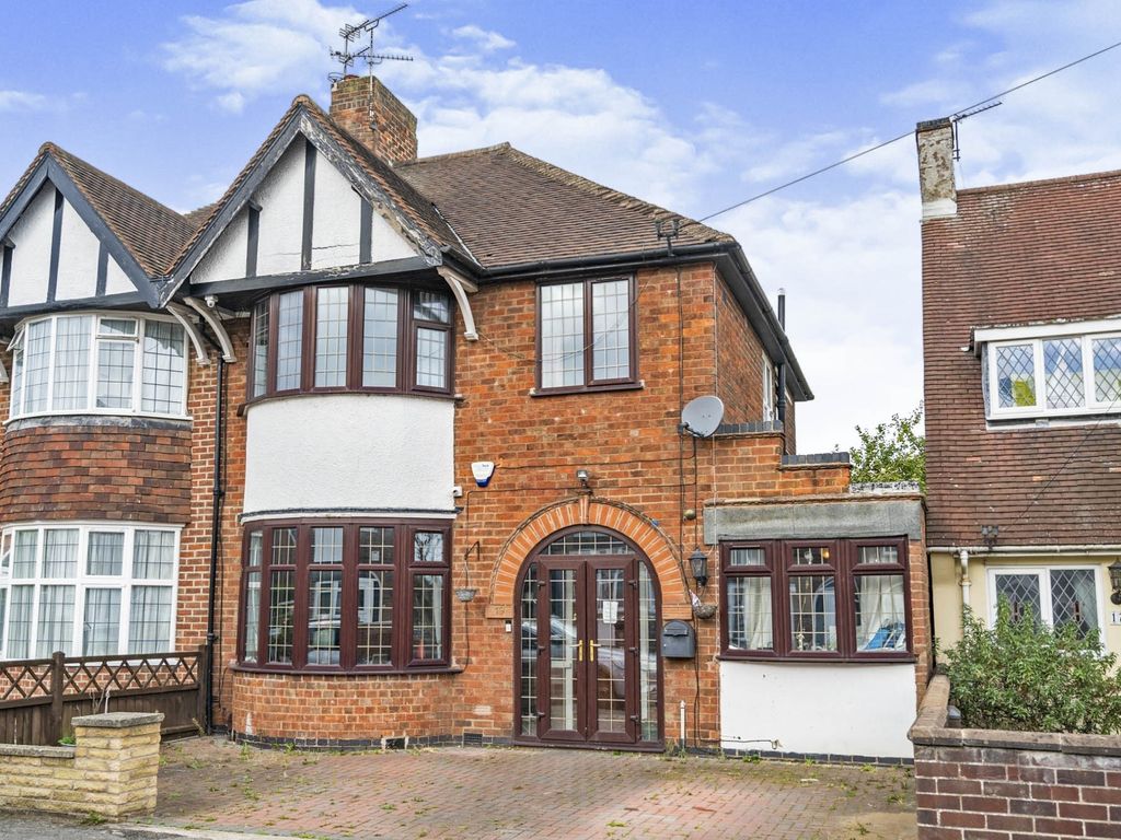 Greystone Avenue, Leicester LE5  