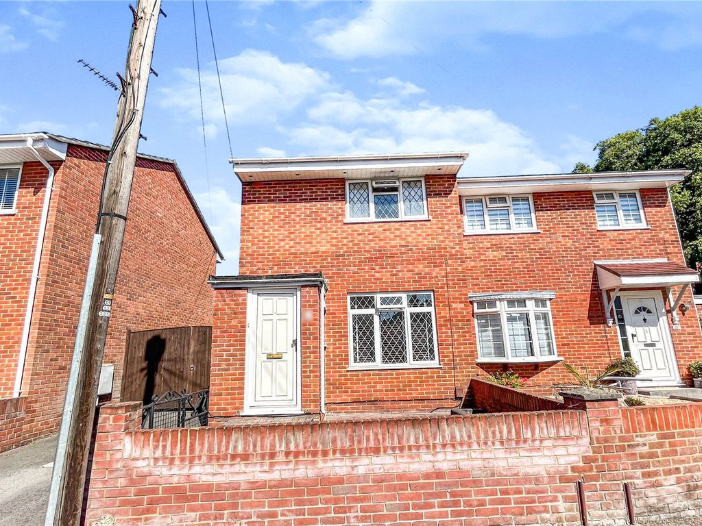 2 bed semidetached house for sale in Wolseley Road, Southampton