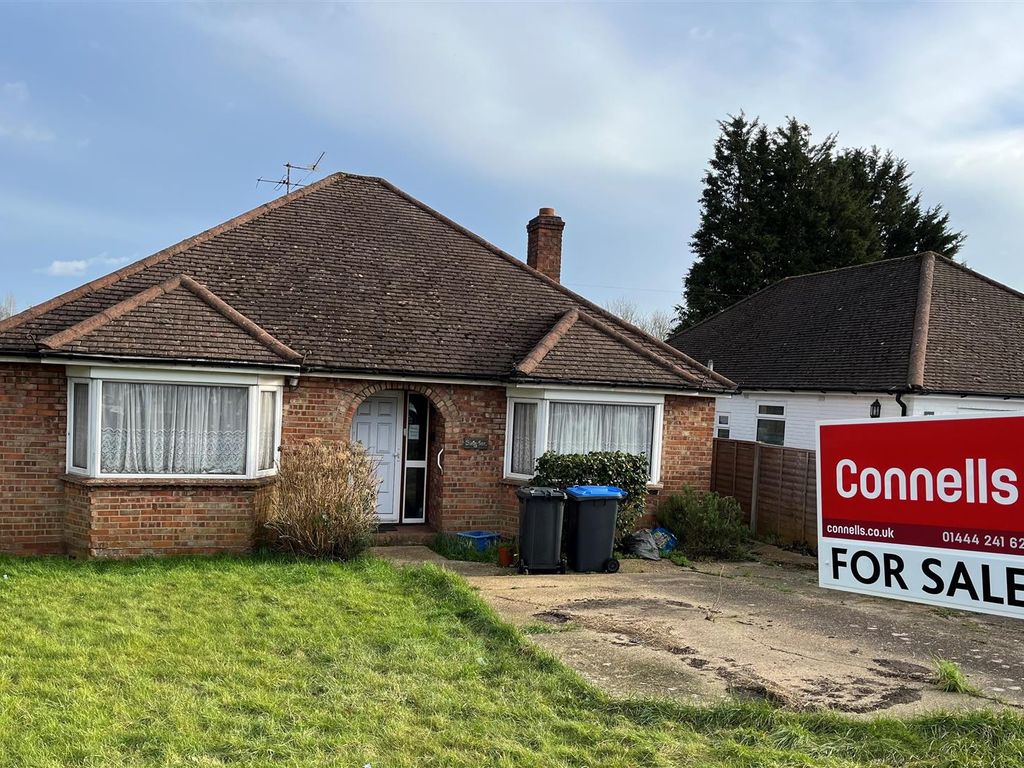 3 bed detached bungalow for sale in Junction Road, Burgess Hill RH15