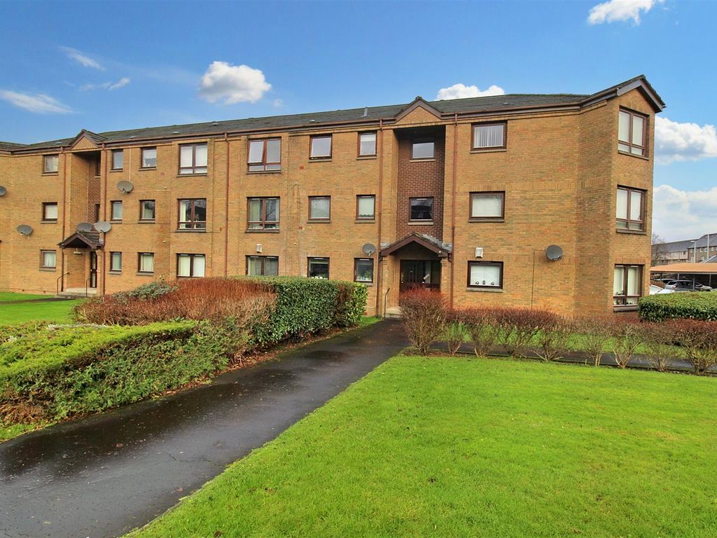 2 bed flat for sale in Castle Gait, Paisley PA1, £70,000 Zoopla
