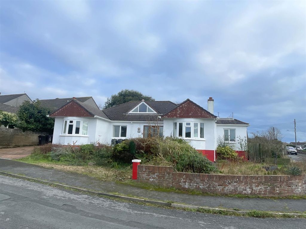 5 bed detached bungalow for sale in Valley Drive, Wembury, Plymouth PL9
