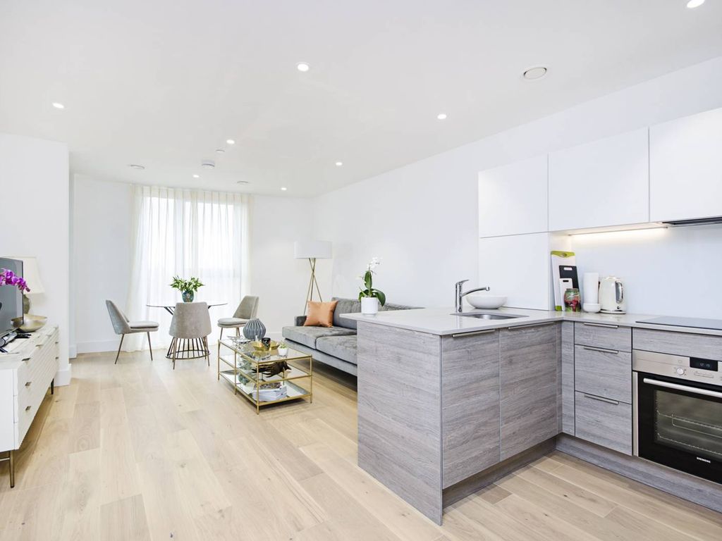 Kingsland Road, Dalston, London E8