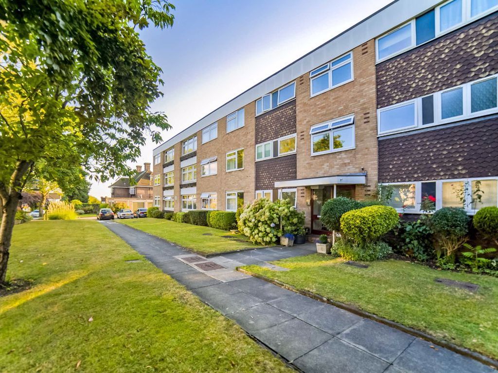2 bed flat for sale in Osborne Court, Park View Road, London W5 Zoopla
