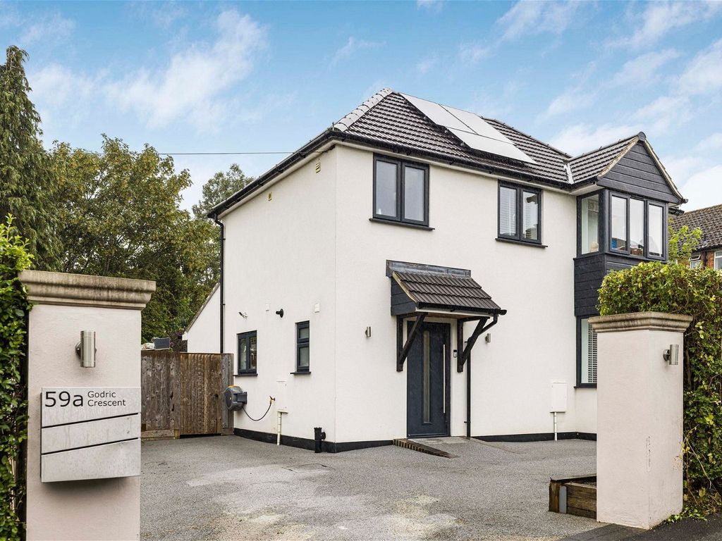 3 bed detached house for sale in Godric Crescent, New Addington