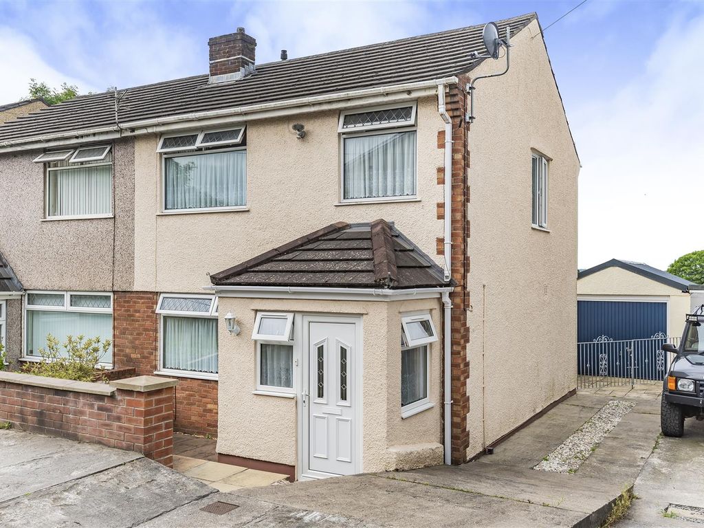 3 bed semidetached house for sale in Penybanc Lane, Gorseinon, Swansea