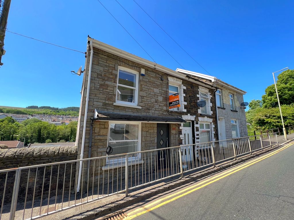 2 bed property to rent in Miskin Road, Trealaw, Tonypandy CF40 Zoopla